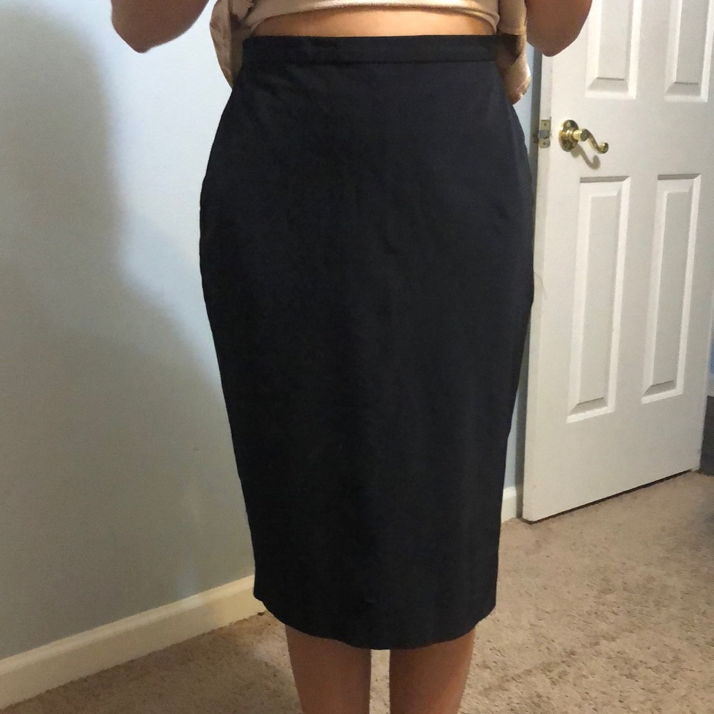 Elegant Black Pencil Skirt